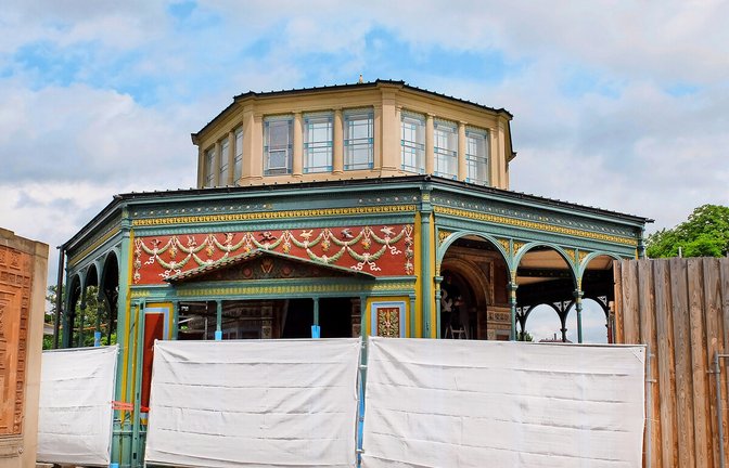 Der Eingangspavillon der Wilhelma wird ­saniert – er soll noch in diesem Jahr fertig werden.<span class='image-autor'>Foto: Iris Frey</span>