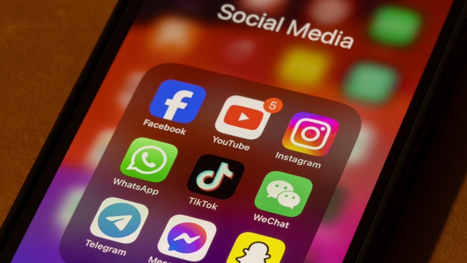 Auf diesen iPhones funktioniert WhatsApp ab Mai nicht mehr.Foto: Tada Images / shutterstock.com Auf diesen iPhones funktioniert WhatsApp ab Mai nicht mehr.Foto: Tada Images / shutterstock.com