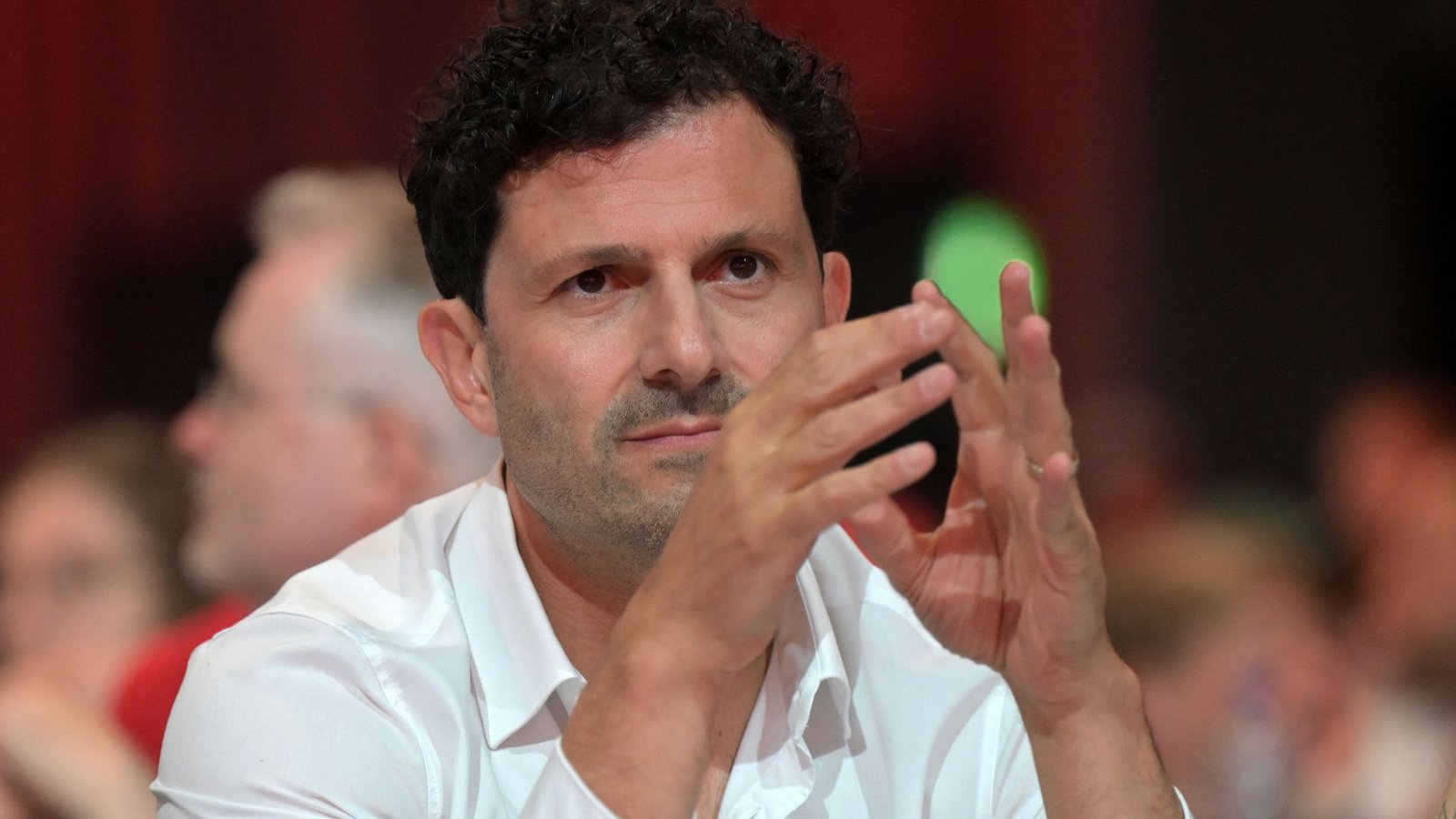 Linken-Chef Luigi Pantisano entschuldigt sich für Äußerungen über die CDU. (Archivbild)Foto: Michael Bahlo/dpa Linken-Chef Luigi Pantisano entschuldigt sich für Äußerungen über die CDU. (Archivbild)Foto: Michael Bahlo/dpa
