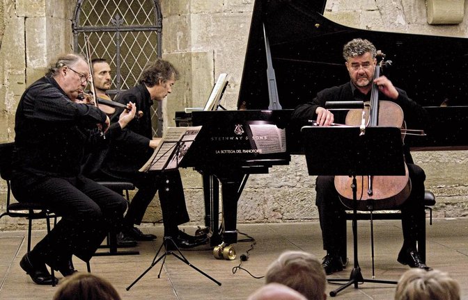 Einige Perlen der Konzertliteratur brachten die Musiker den Gästen bei ihrem Auftritt im Kloster zu Gehör.  Foto: Friedrich
