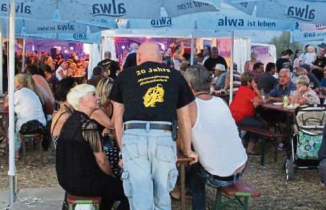 Stilecht: Zum Fest gibt es das passende T-Shirt.