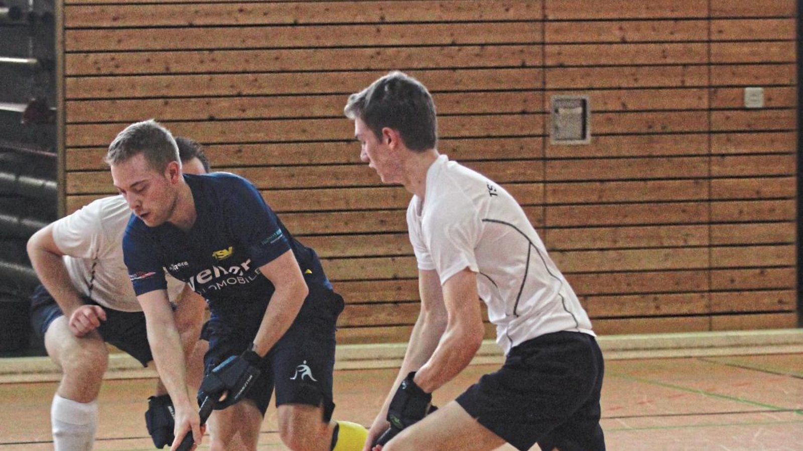 Steffen Eger (Mitte) und die SG Vaihingen/Ludwigsburg gehen nach dem Aufstieg in der 4. Verbandsliga an den Start. Foto: Nachreiner