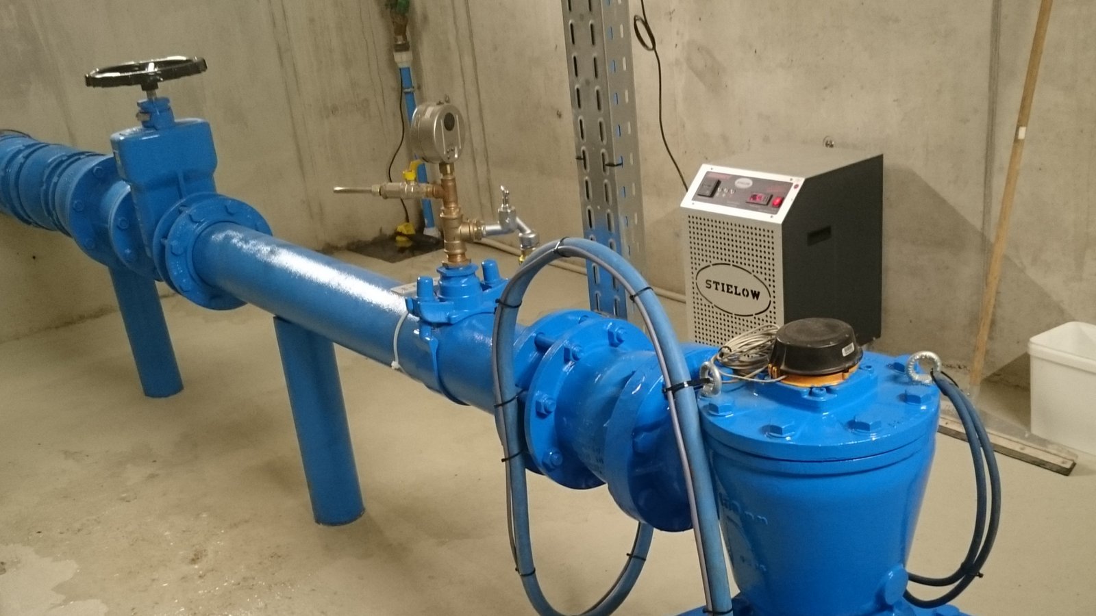 Brunnenkopf des Trinkwasserbrunnens III in Mühlacker: Hier wird das Wasser aus dem Untergrund gepumpt. Foto: Stadtwerke Brunnenkopf des Trinkwasserbrunnens III in Mühlacker: Hier wird das Wasser aus dem Untergrund gepumpt. Foto: Stadtwerke