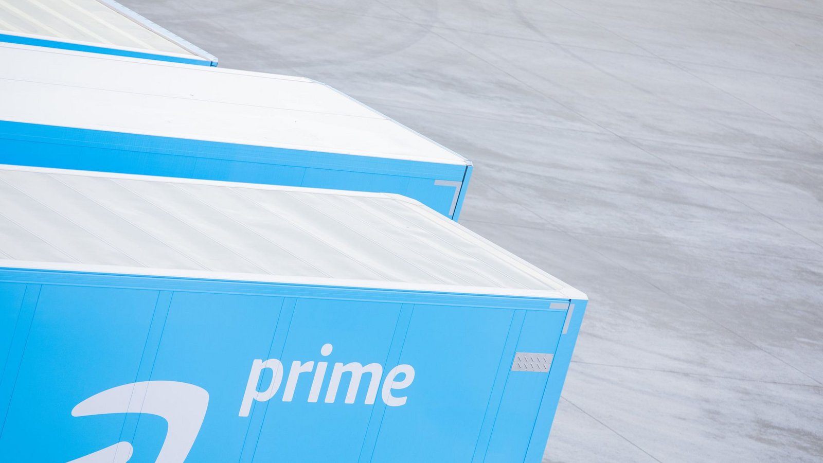 Amazon Prime  bietet vor allem Vielbestellern   Vorteile, weil die Versandkosten wegfallen.Foto: dpa/Rolf Vennenbernd