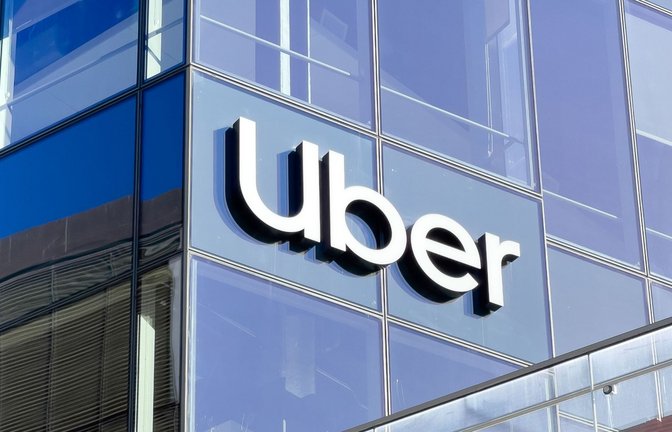 Uber will zur Plattform für Robotaxis verschiedener Anbieter werden. (Archivbild)<span class='image-autor'>Foto: Andrej Sokolow/dpa</span>