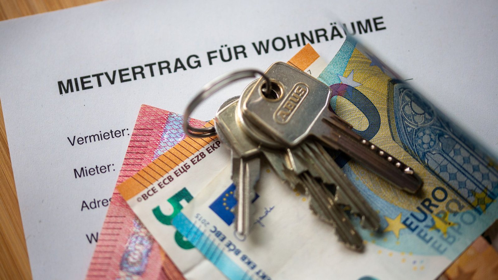 Konfliktthema Wohnen und Mieten: Zahl der rechtlichen Streitfälle deutlich gestiegen. (Archivbild)Foto: Fernando Gutierrez-Juarez/dpa Konfliktthema Wohnen und Mieten: Zahl der rechtlichen Streitfälle deutlich gestiegen. (Archivbild)Foto: Fernando Gutierrez-Juarez/dpa