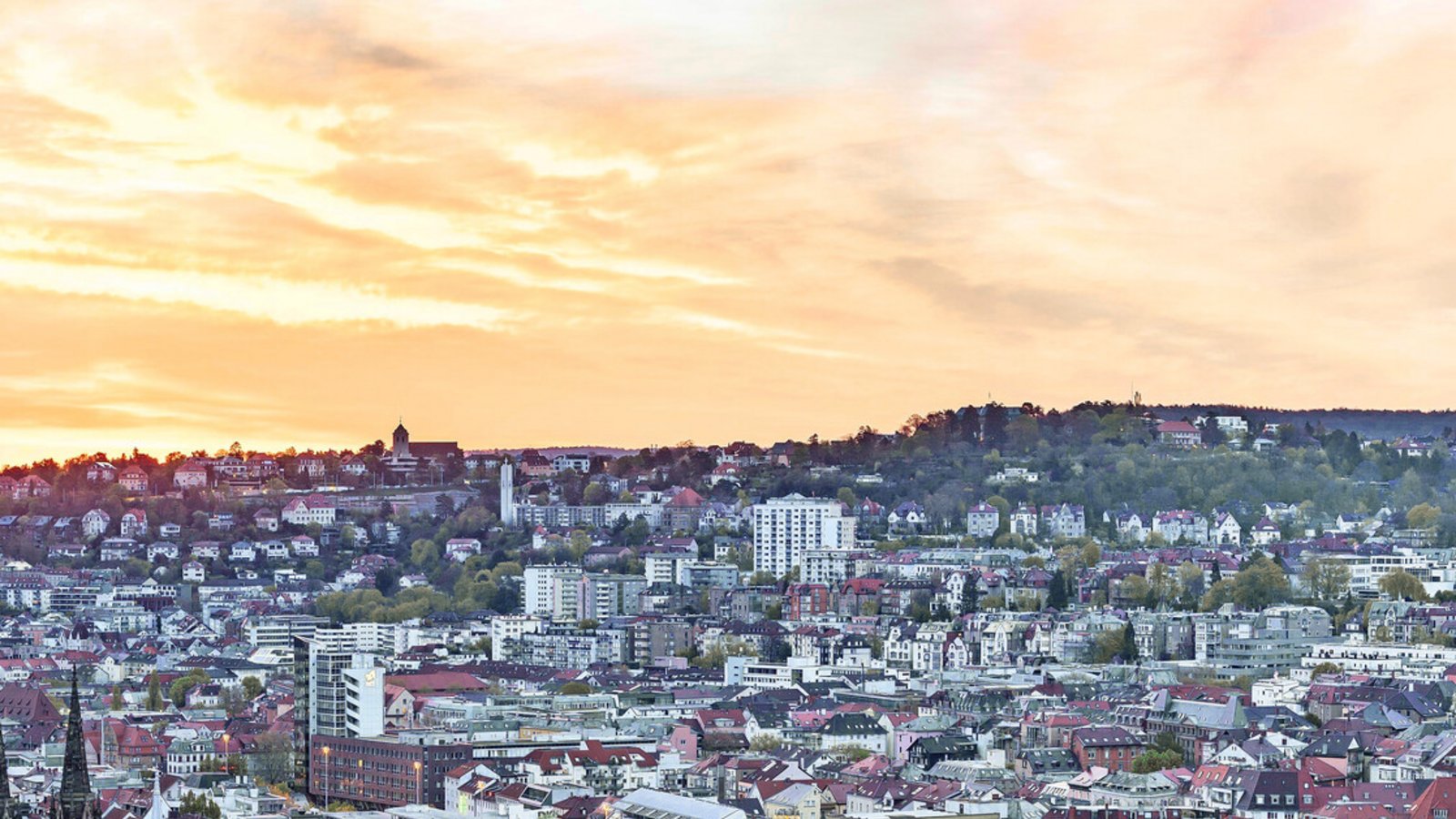 160 Millionen Euro kommen jährlich durch die Grundsteuer in die Kasse der Landeshauptstadt.Foto: imago/imagebroker 160 Millionen Euro kommen jährlich durch die Grundsteuer in die Kasse der Landeshauptstadt.Foto: imago/imagebroker