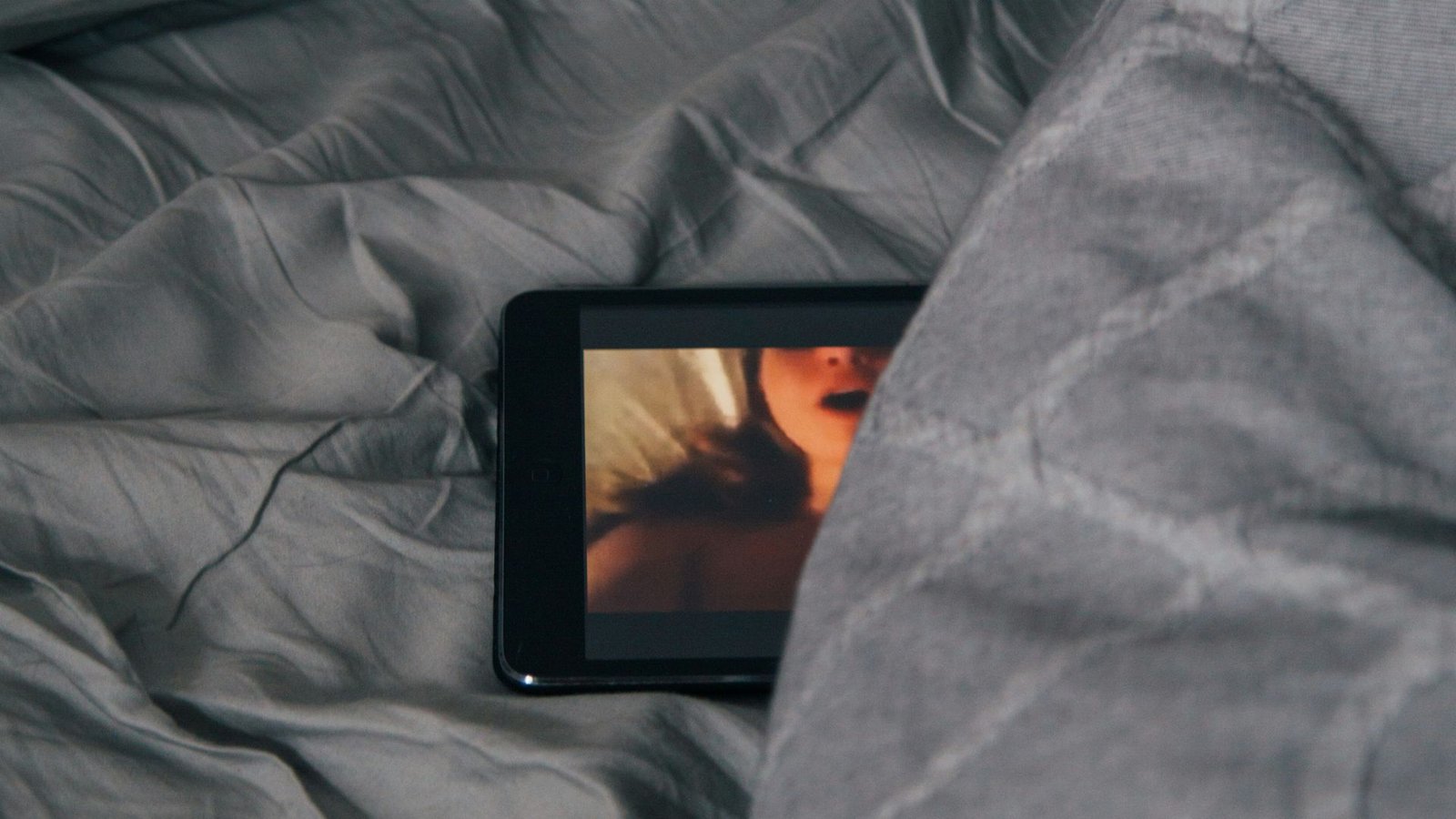 Die Plattform Pornhub ist Nummer 7 der meistgeklickten Websites weltweit.Foto: Unsplash/Charles Deluvio