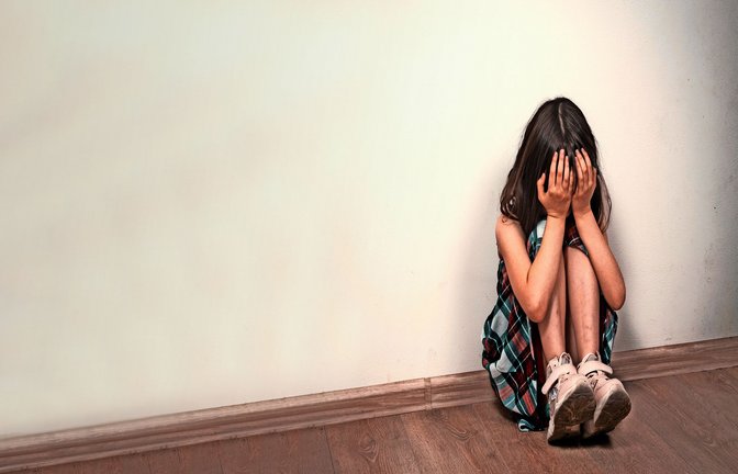 In der Kinder- und Jugendpsychiatrie gibt es sehr lange Wartezeiten, die Notfälle haben stark zugenommen.<span class='image-autor'>Foto: /Panthermedia/gmstockstudio via imago-images.d</span>