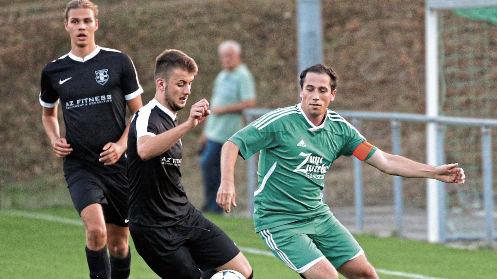 Benjamin Rapp (rechts) und der SV Iptingen müssen im Bezirkspokal wieder gegen den NK Croatia Bietigheim ran. Foto: Küppers