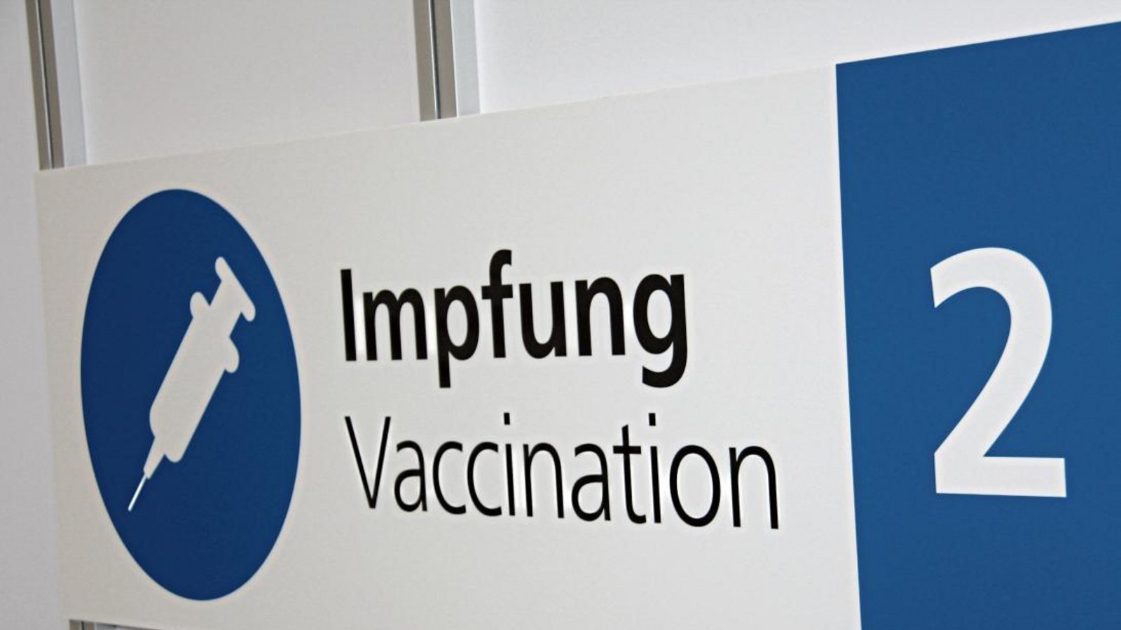 Impftermine: Nach dem ersten erfolgreichen Anruf auf die Warteliste. Foto: LE Impftermine: Nach dem ersten erfolgreichen Anruf auf die Warteliste. Foto: LE