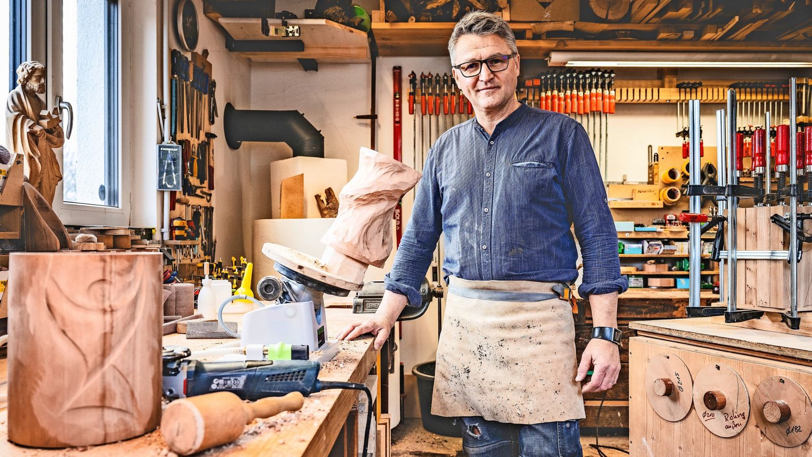 Martin Mayer in seiner WerkstattFoto: Andreas Reiner Martin Mayer in seiner WerkstattFoto: Andreas Reiner