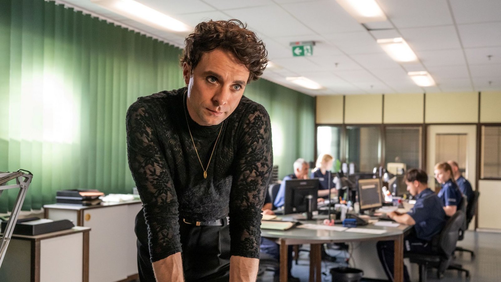 Welcher Zeuge könnte diesen Ermittler-Blicken widerstehen?Foto: rbb/Christoph Assmann