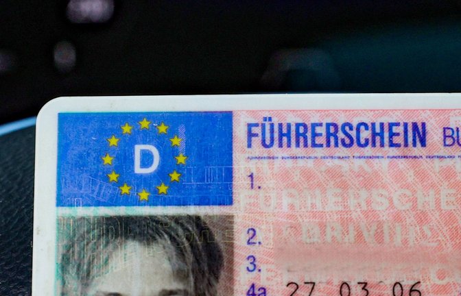 Die EU-Kommission plant Änderungen, die alle Autofahrer in Deutschland betreffen.<span class='image-autor'>Foto: IMAGO/localpic/IMAGO/Rainer Droese</span>