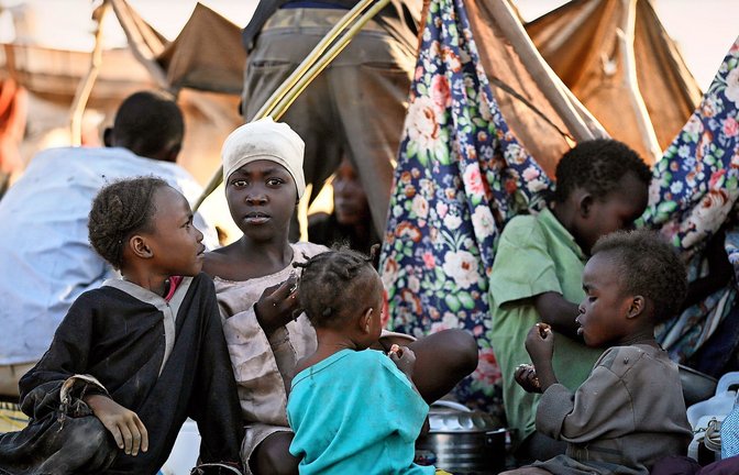Unter dem Krieg im Sudan leiden mehr als 30 Millionen Kinder, Frauen und Männer.  Die UN meldet massenhaft  Kriegsverbrechen gegen Zivilisten.<span class='image-autor'>Foto: /AP//Unicef/Mohammed Jammal</span>