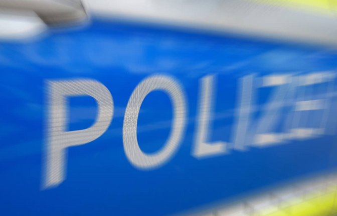 Zwischenfall in Plüderhausen: Die Polizei hat einen leblosen Fahrer aus einem Auto geborgen (Archivbild)<span class='image-autor'>IMAGO/Wolfilser</span>
