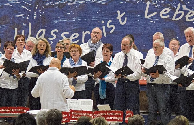 Ein Projektchor war unter anderem mit seinen Stücken am Meer unterwegs.  Fotos: Friedrich