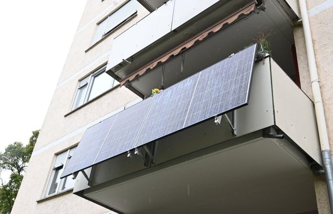 Am Mittwoch erzeugen Solaranlagen wegen der Sonnenfinsternis etwas weniger Strom als sonst.<span class='image-autor'>Bernd Weißbrod/dpa</span>
