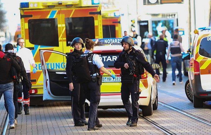 Bei der Amokfahrt in Mannheim am Rosenmontag starben zwei Menschen. Der mutmaßliche Täter raste durch die Fußgängerzone und fuhr gezielt Passanten an.<span class='image-autor'>Foto: dpa/Dieter Leder</span>