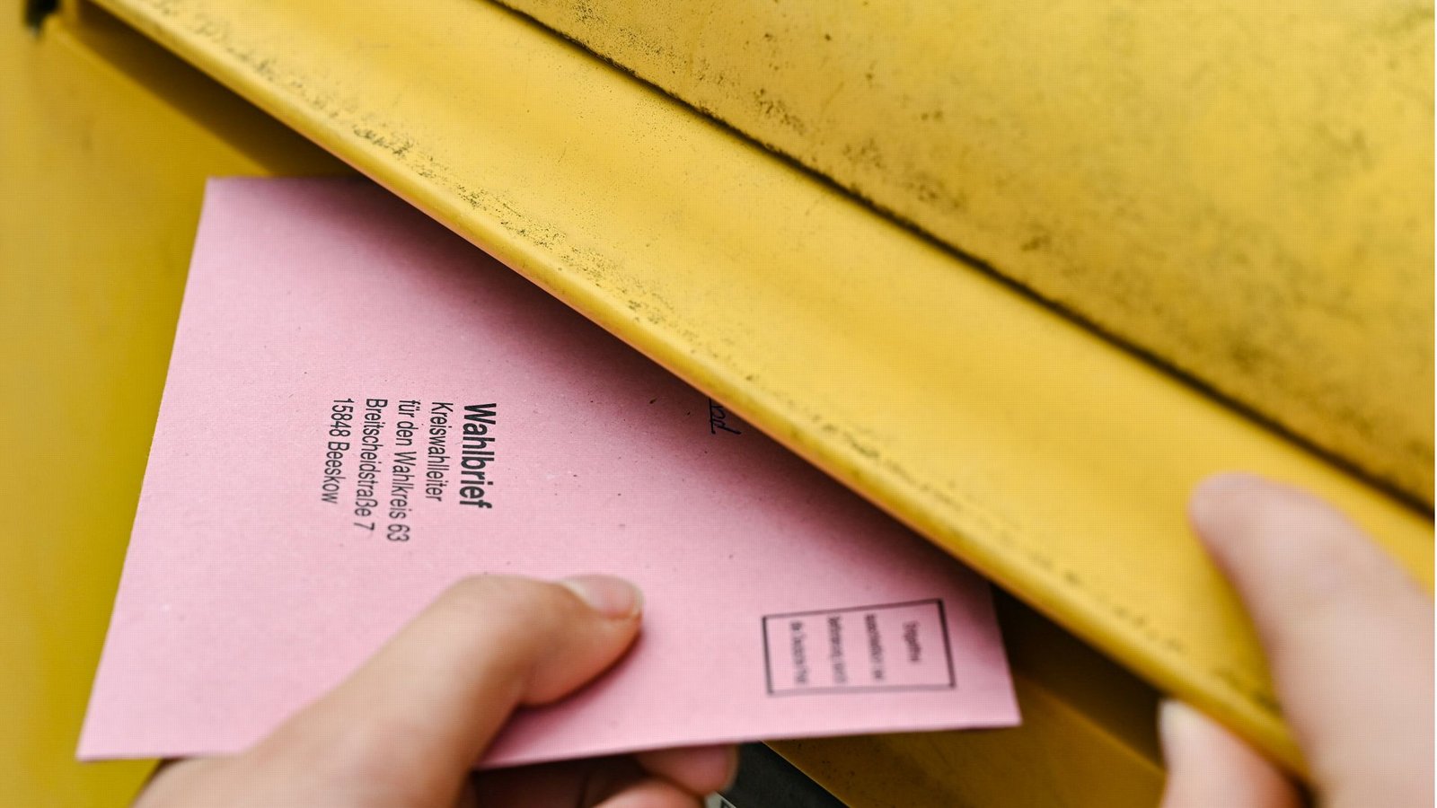 Bei den vergangenen Wahlen hat sich die Briefwahl wachsender Beliebtheit erfreut. Der Trend dürfte anhalten.Foto: dpa/Patrick Pleul Bei den vergangenen Wahlen hat sich die Briefwahl wachsender Beliebtheit erfreut. Der Trend dürfte anhalten.Foto: dpa/Patrick Pleul
