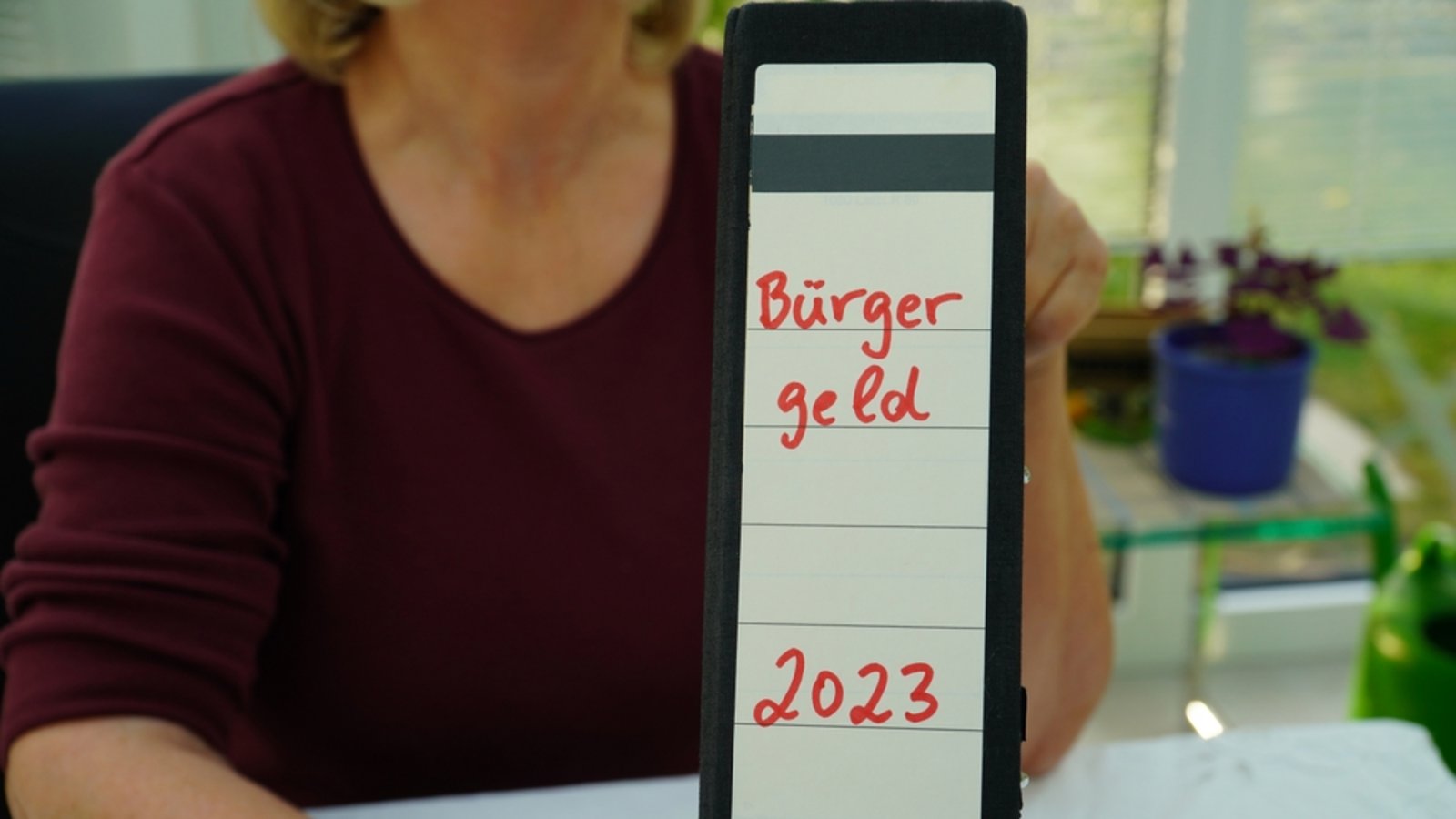 Das Bürgergeld wird immer am 01. Werktags des Monats überwiesen.Foto: Janet Worg / shutterstock.com Das Bürgergeld wird immer am 01. Werktags des Monats überwiesen.Foto: Janet Worg / shutterstock.com