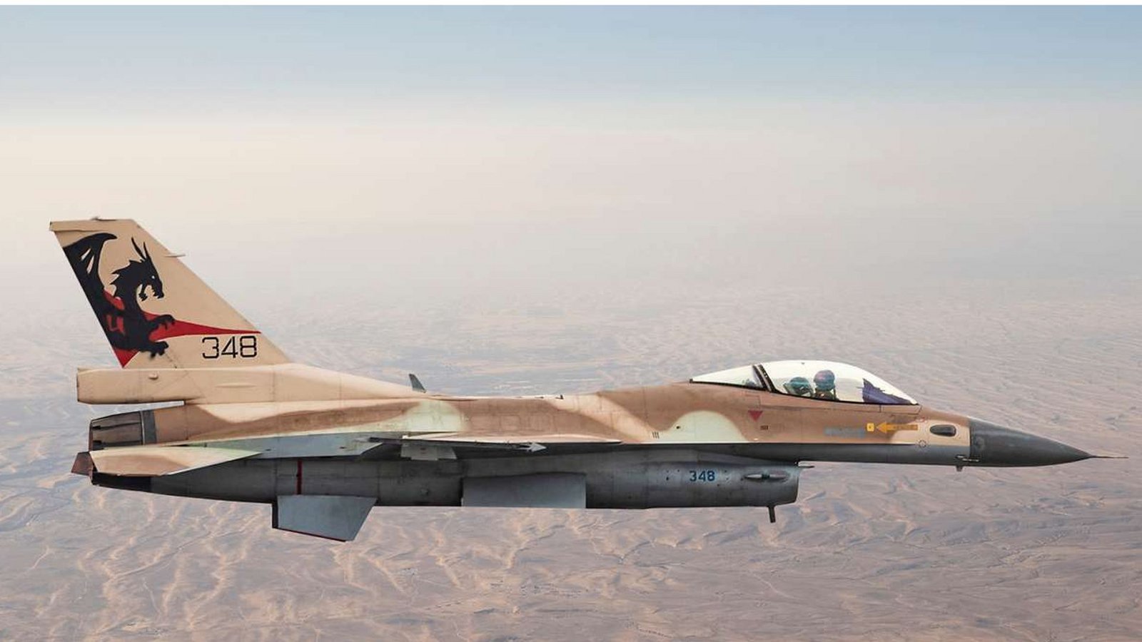 Die F-16 Falcon ist ein einstrahliges Kampfflugzeug.Foto: Bundeswehr/Marcello Totaro Die F-16 Falcon ist ein einstrahliges Kampfflugzeug.Foto: Bundeswehr/Marcello Totaro