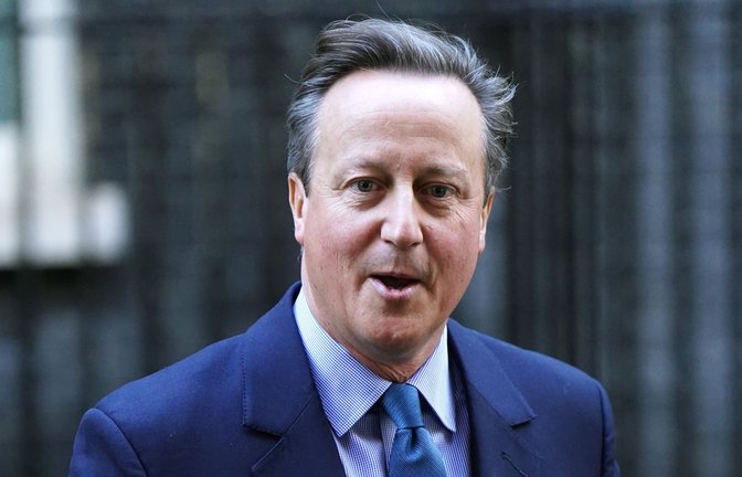Ex-Premier David Cameron vor seinem alten Amts- und Wohnsitz in der Downing Street No. 10.<span class='image-autor'>Foto: dpa/James Manning</span>