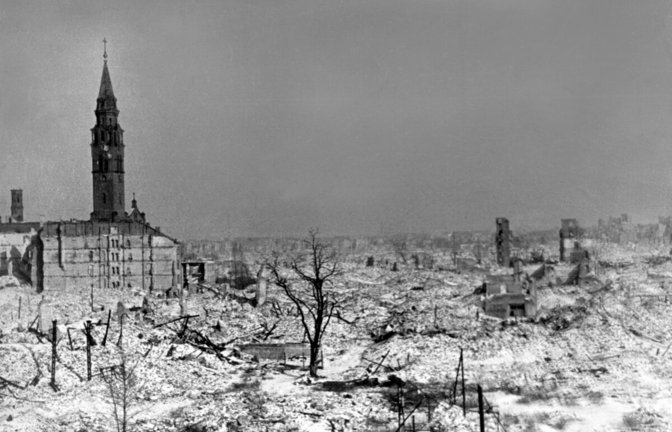 Das zerstörte Warschau im November 1944.<span class='image-autor'>Foto: dpa/EPU CAF</span>