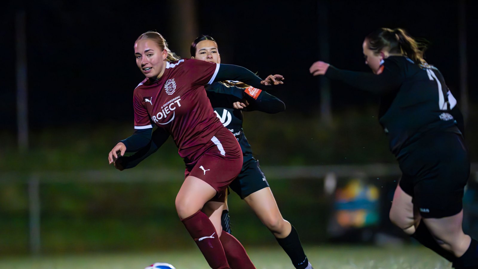 Für die SGM Roßwag/Großglattbach/Bissingen gibt es unter Flutlicht beim TSV Ludwigsburg nichts zu holen. Foto: Krause