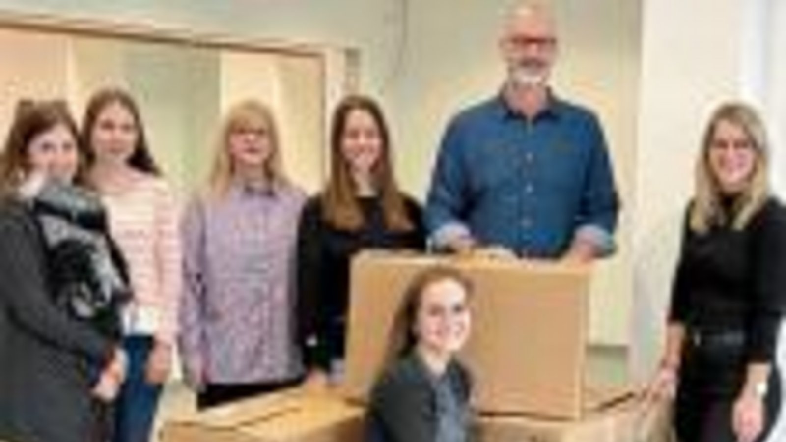 Die Mitarbeiter der Behörde packen derzeit die Kartons für den Umzug. Foto: LE Die Mitarbeiter der Behörde packen derzeit die Kartons für den Umzug. Foto: LE