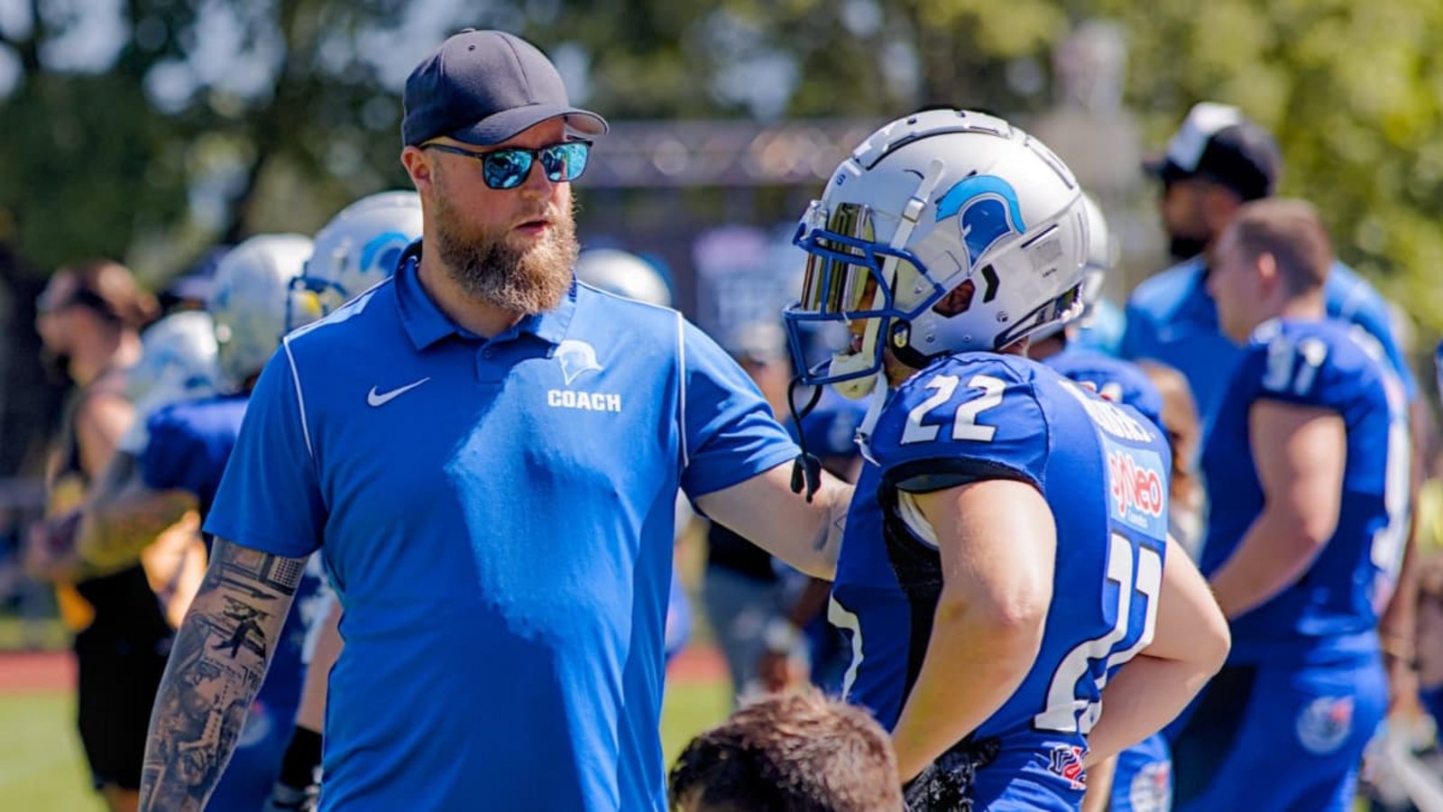 In der abgelaufenen Saison wirkte Kevin Selje (li.) als Special Teams Coordinator und Defensive Backs Coach bei den Albershausen Crusaders: Jetzt kehrt er als Headcoach zu den Holzgerlingen Twister zurück.privat