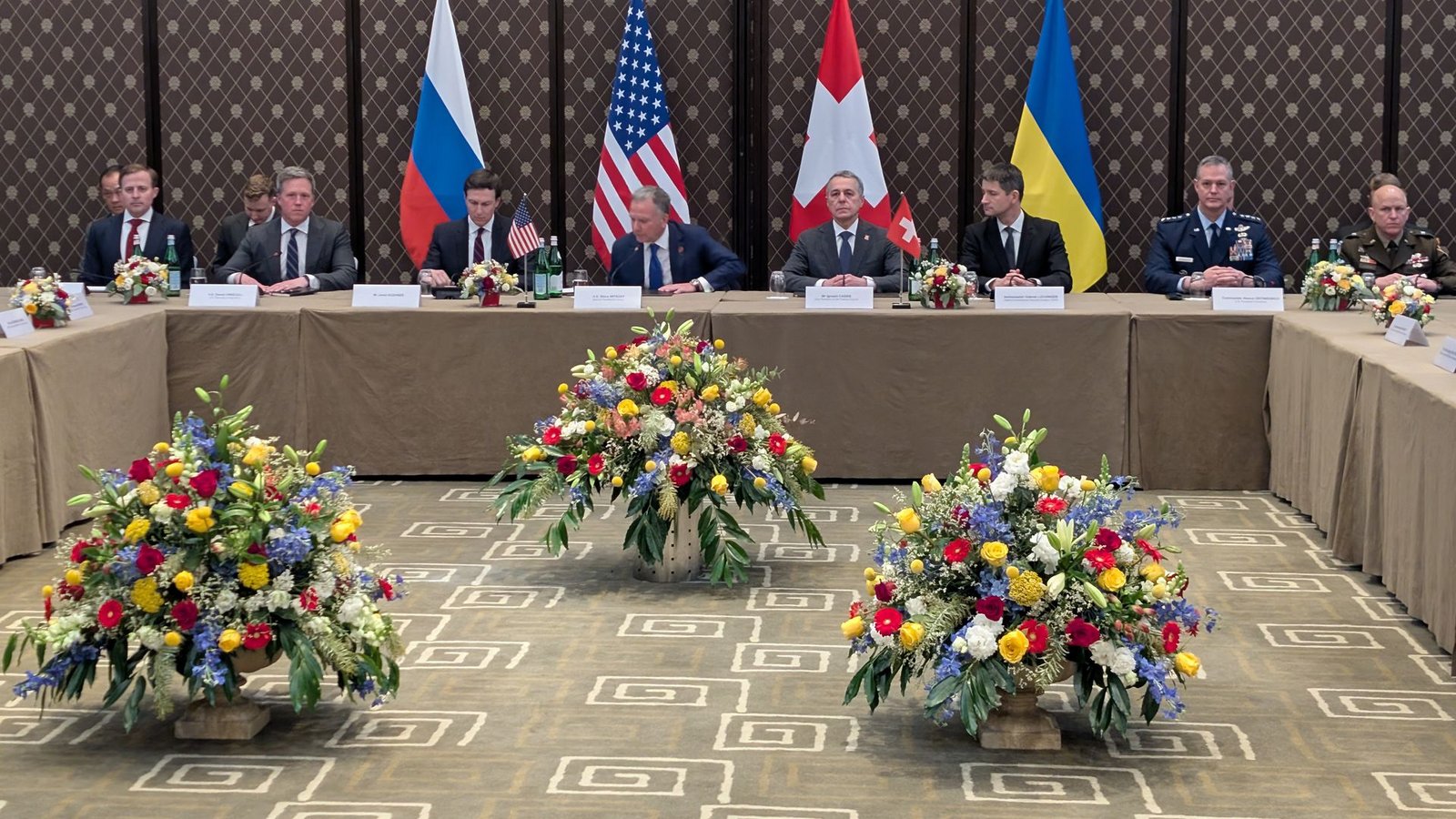 Moskau und Kiew tauschen nach Angaben des russischen Chefunterhändlers Wladimir Medinski Hunderte Kriegsgefangene im Rahmen von Vereinbarungen aus, die bei den jüngsten Verhandlungen in Genf erzielt wurden. (Archivbild)Foto: -/Ukrainian National Security and Defense Council press office/AP/dpa Moskau und Kiew tauschen nach Angaben des russischen Chefunterhändlers Wladimir Medinski Hunderte Kriegsgefangene im Rahmen von Vereinbarungen aus, die bei den jüngsten Verhandlungen in Genf erzielt wurden. (Archivbild)Foto: -/Ukrainian National Security and Defense Council press office/AP/dpa