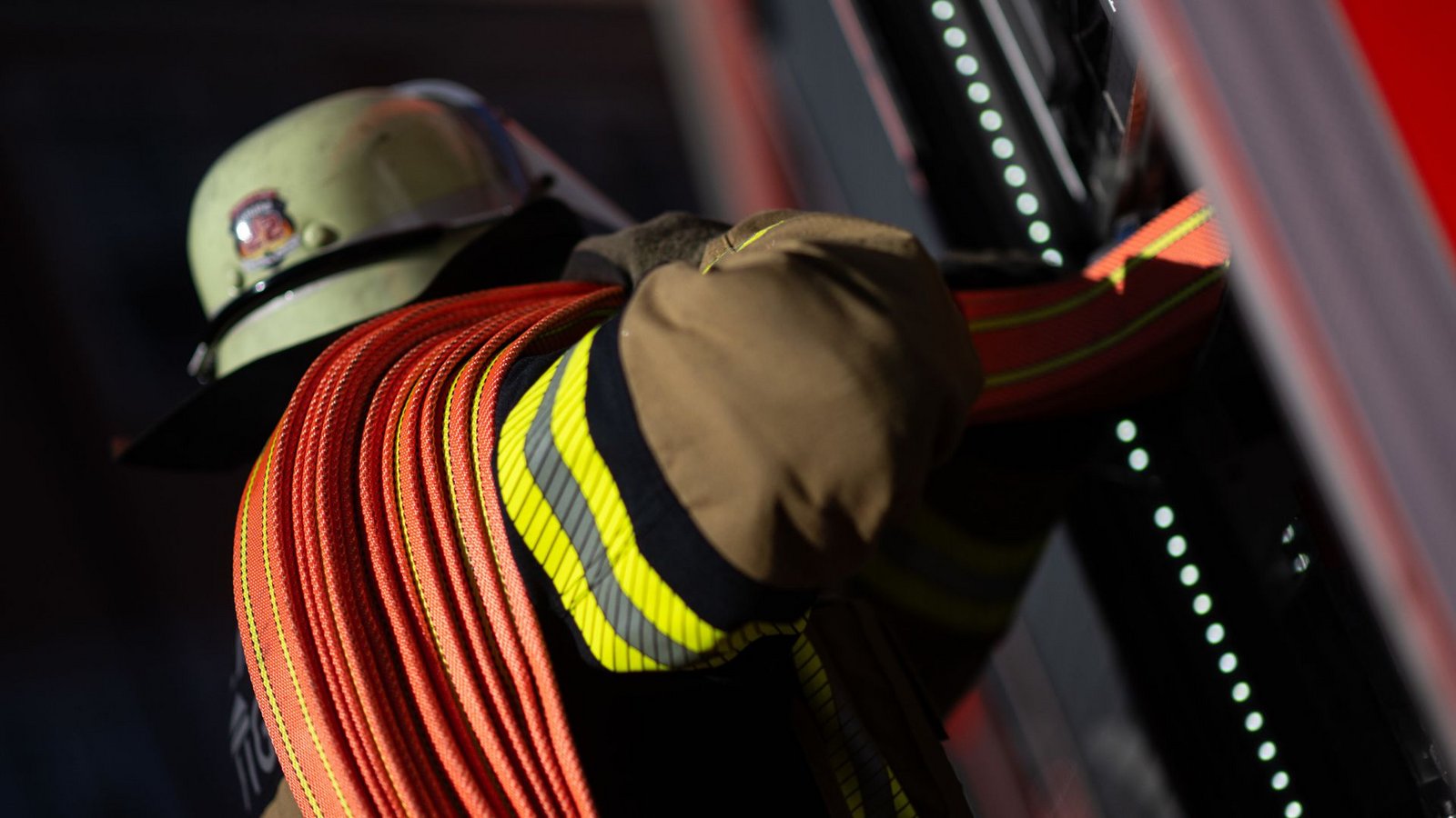Die Feuerwehr konnte den Brand löschen. (Symbolbild)Foto: dpa/Marijan Murat Die Feuerwehr konnte den Brand löschen. (Symbolbild)Foto: dpa/Marijan Murat