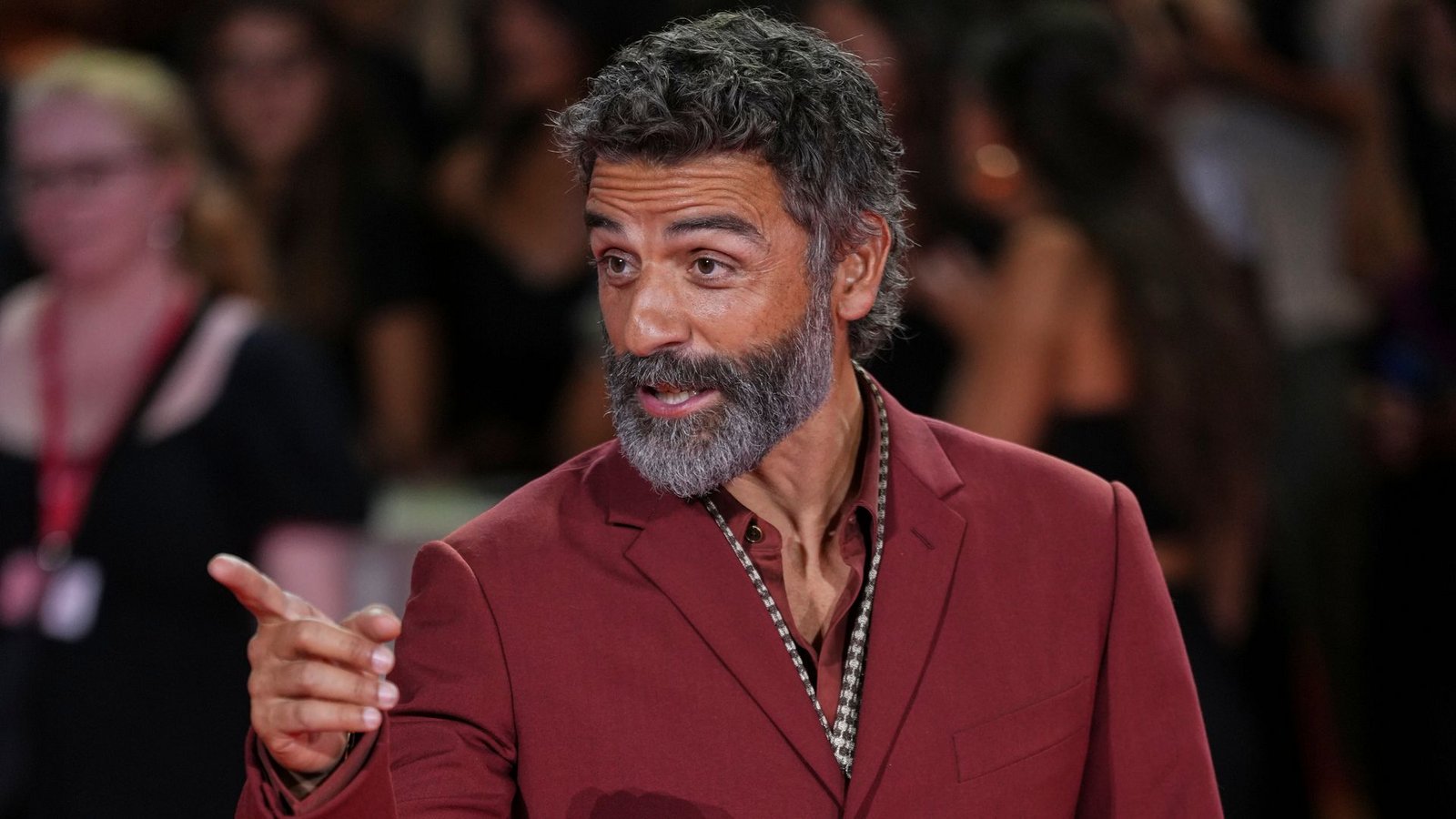 Gilt neben Pedro Pascal als der andere große Daddy im internationalen Filmgeschäft: Oscar Isaac. (Archivbild)Foto: Scott A Garfitt/Invision/AP/dpa