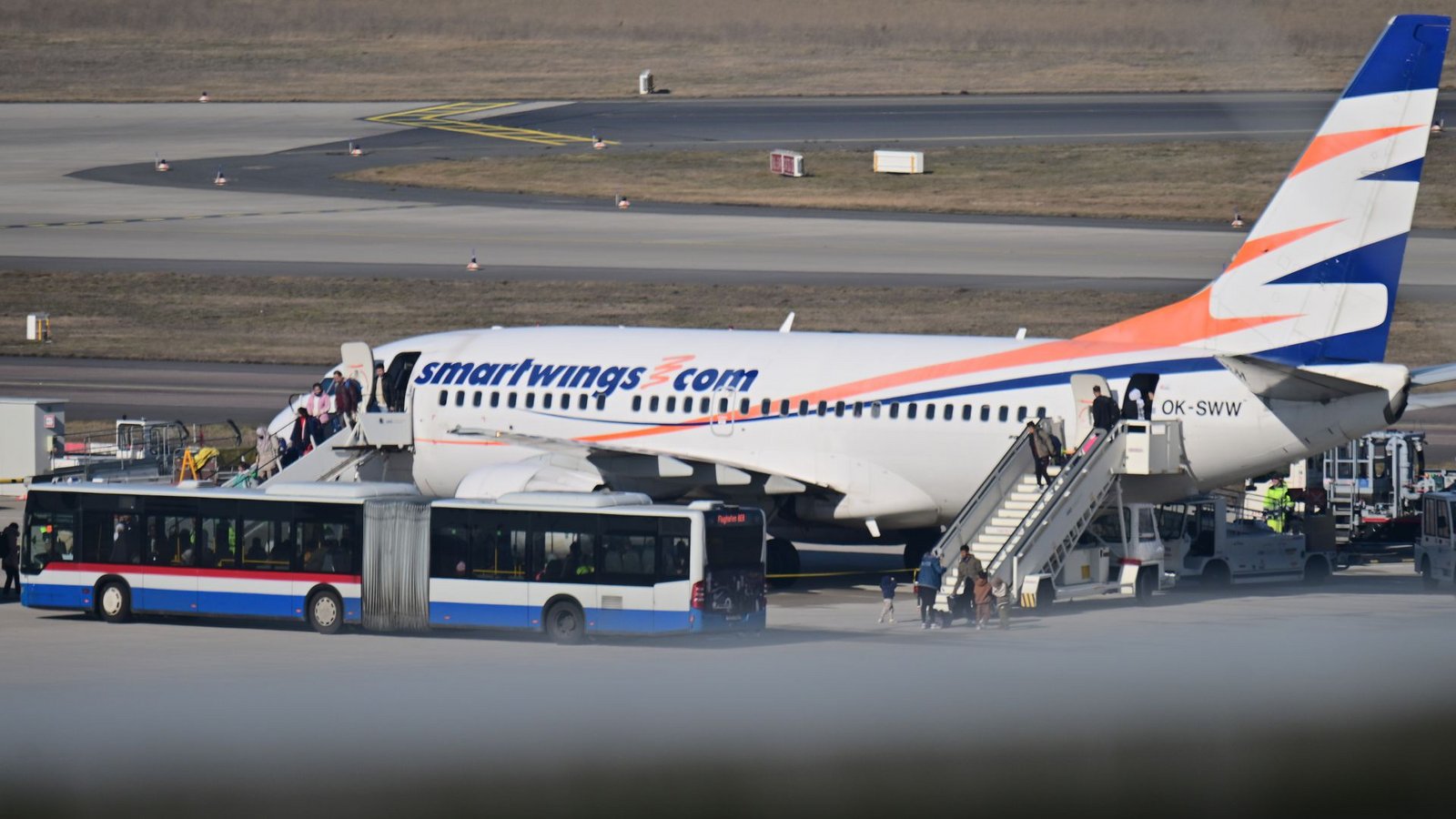 Geplante Charterflüge für Afghanen aus Pakistan wurden vorerst gestoppt.Foto: dpa/Sebastian Christoph Gollnow Geplante Charterflüge für Afghanen aus Pakistan wurden vorerst gestoppt.Foto: dpa/Sebastian Christoph Gollnow