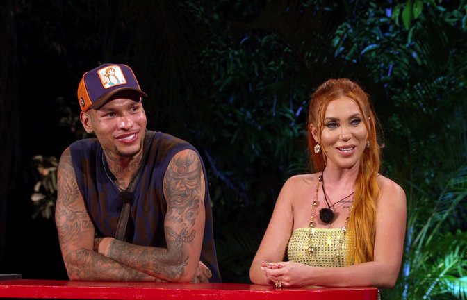 Tara und Jona entscheiden, wer die Sala verlassen muss.<span class='image-autor'>Foto: RTLZWEI</span>