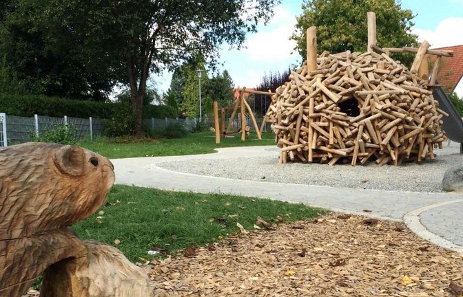 Ähnlich wie dieser Spielplatz könnte der Nussdorfer Schulhof in Zukunft aussehen.  <span class='image-autor'>Foto: Gemeinde Mittelbiberach</span>
