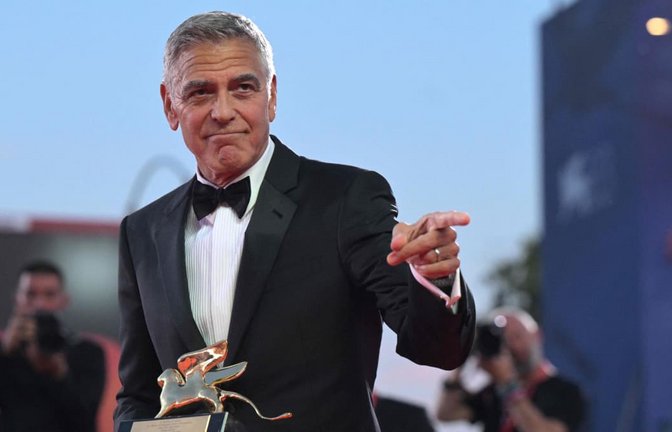 Der Schauspieler George Clooney wurde bei den Filmfestspielen von Venedig für sein Lebenswerk geehrt.<span class='image-autor'>TIZIANA FABI/afp</span>