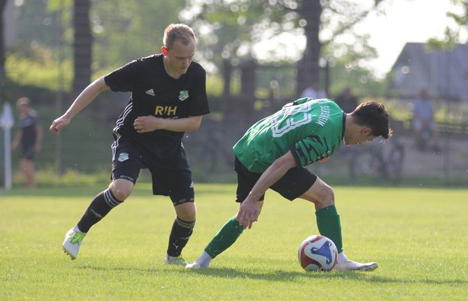 Für Tom Jäger (links) und den SV Iptingen richtet sich der Fokus am Samstag auf das Relegationsfinale gegen Kirchheim. <span class='image-autor'>Foto: Dittrich</span>