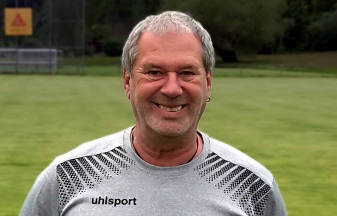 Frauenfußball, Fußball, Frauen, Saison 2021/2022, Regionenliga 2, FV Löchgau II, Trainer Michael Wein   Foto: privat