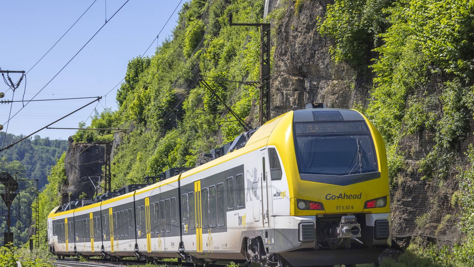 Ein Zug von Go-Ahead ist auf der Geislinger Steige unterwegs.Foto: imago /Arnulf Hettrich Ein Zug von Go-Ahead ist auf der Geislinger Steige unterwegs.Foto: imago /Arnulf Hettrich
