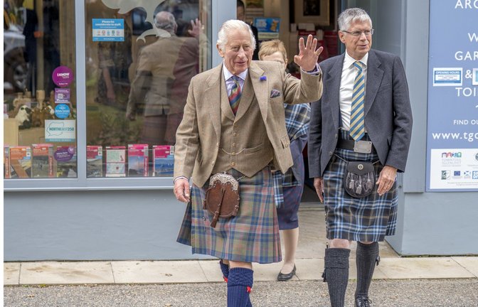 König Charles auf Besuch in Schottland.<span class='image-autor'>Foto: dpa/Jane Barlow</span>
