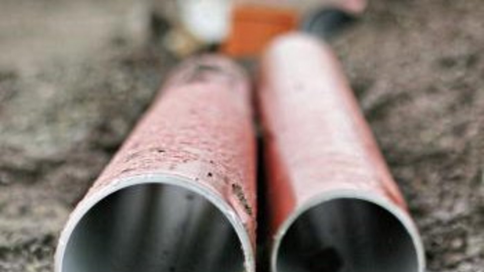 Die Kosten für die Verlegung von Leerrohren für die Breitbandversorgung hat im Illinger Gemeinderates für Ärger gesorgt. Foto: Archiv Die Kosten für die Verlegung von Leerrohren für die Breitbandversorgung hat im Illinger Gemeinderates für Ärger gesorgt. Foto: Archiv