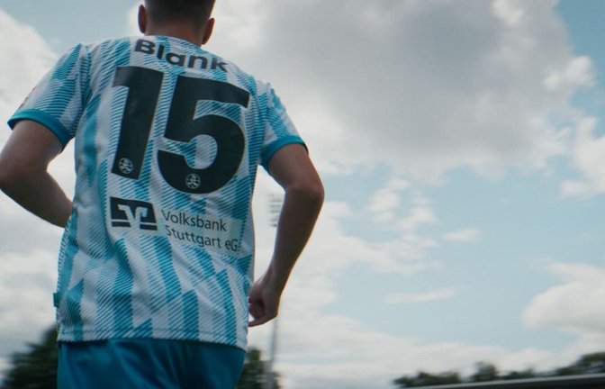 Die Stuttgarter Kickers haben ihr neues Heimtrikot für die kommende Regionalliga-Saison präsentiert.<span class='image-autor'>Stuttgarter Kickers</span>