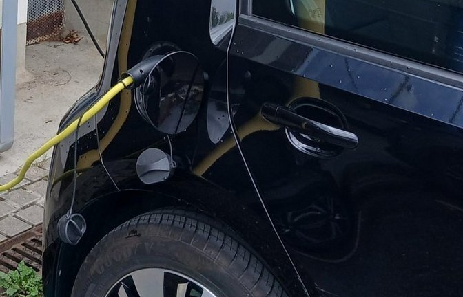 In Hohenhaslach und Ochsenbach gibt es bald Ladestationen für E-Autos.  Archivfoto: Müller