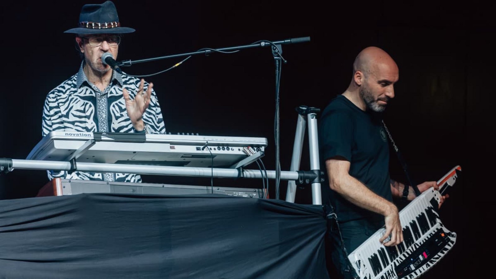 Manchmal singt er noch selbst: Manfred Mann (links) in der Stuttgarter LiederhalleLichtgut/Christoph Schmidt Manchmal singt er noch selbst: Manfred Mann (links) in der Stuttgarter LiederhalleLichtgut/Christoph Schmidt