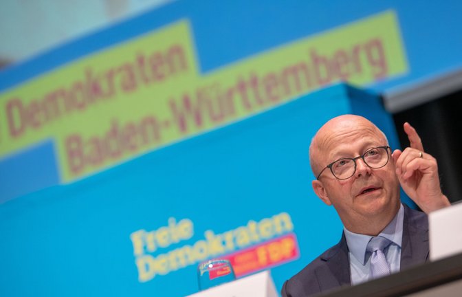 Michael Theurer wurde mit zehn Prozentpunkten weniger als noch vor zwei Jahren zum Landesvorsitzenden gewählt.<span class='image-autor'>Foto: dpa/Stefan Puchner</span>