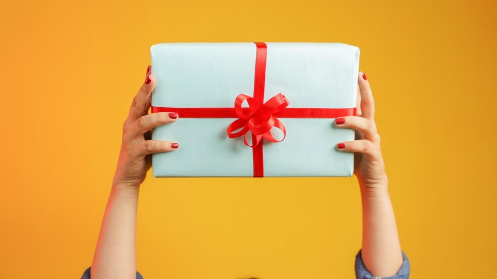 Hier finden Sie die 16 besten Geschenkideen, die Freude bereiten und das neue Zuhause verschönern.Foto: Arnav Pratap Singh / Shutterstock.com Hier finden Sie die 16 besten Geschenkideen, die Freude bereiten und das neue Zuhause verschönern.Foto: Arnav Pratap Singh / Shutterstock.com