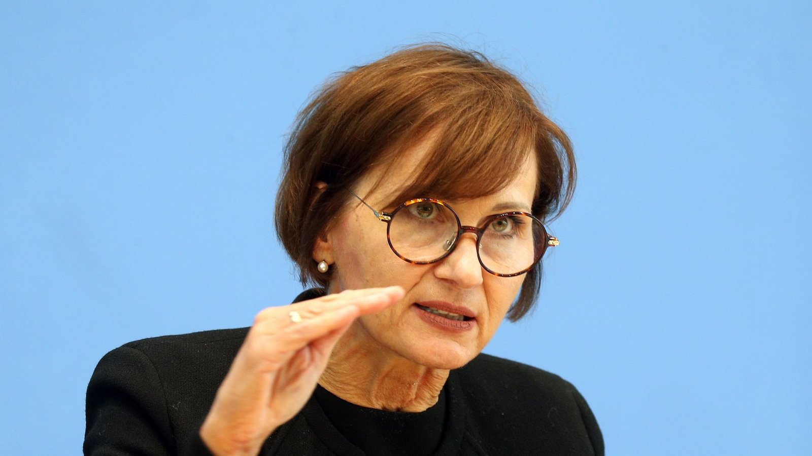 Bildungsministerin Bettina Stark-Watzinger fordert Universitäten zu konsequentem Vorgehen gegen Antisemitismus auf.Foto: Wolfgang Kumm/dpa