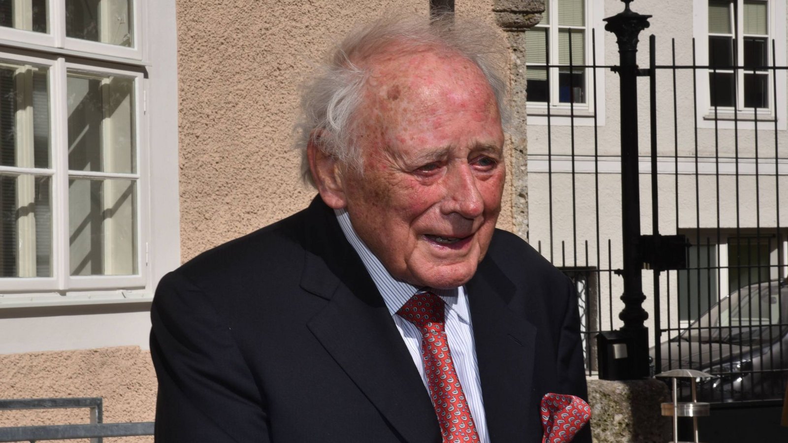 Platz 2: Reinhold Würth und seine Familie verfügen laut Forbes über ein Vermögen von umgerechnet 27,5 Milliarden Euro. Der 87-jährige Künzelsauer hat aus dem Schraubenhandel seines Vaters einen Weltkonzern gemacht.Foto: imago/Manfred Siebinger Platz 2: Reinhold Würth und seine Familie verfügen laut Forbes über ein Vermögen von umgerechnet 27,5 Milliarden Euro. Der 87-jährige Künzelsauer hat aus dem Schraubenhandel seines Vaters einen Weltkonzern gemacht.Foto: imago/Manfred Siebinger